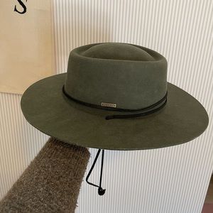 Wren Flat Brim Telescope Crown Hat - Green - 57 S/M × 1 GIGIPIP